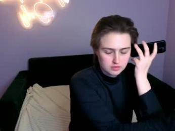 nanami_v02 webcam model stream image