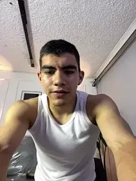 Alejandro_vega_ webcam model stream image