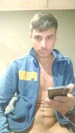 Luzzl webcam cam4 model stream image