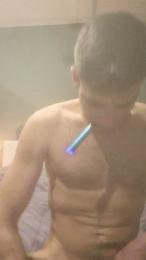 Luzzl webcam model stream image