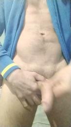 Luzzl webcam model stream image