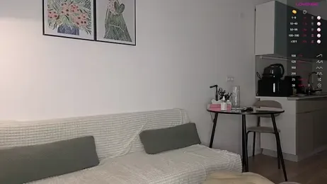 Sakura_Moore webcam model stream image