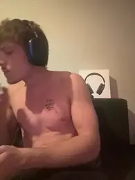 Lucas328706 webcam model stream image