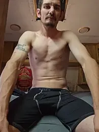 mike42088 webcam model stream image