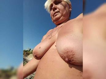 Arlisaac webcam model stream image