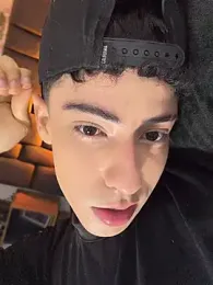 SebastianReed_ webcam model stream image