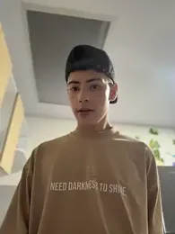 SebastianReed_ webcam model stream image