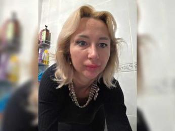 ARotikA webcam bongacams model stream image