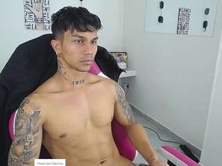 leonardprice1 webcam camsoda model stream image