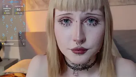 MilkMeSoftly webcam stripchat model stream image