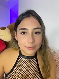 MelodyRey__ webcam model stream image