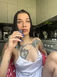 Queen_of_pain webcam stripchat model stream image