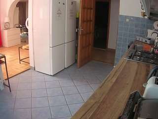 voyeurcam-julmodels-kitchen webcam model stream image