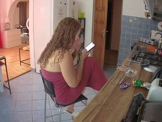 voyeurcam-julmodels-kitchen webcam model stream image