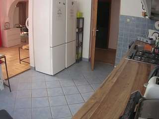 voyeurcam-julmodels-kitchen webcam model stream image