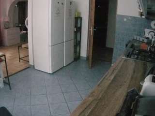 voyeurcam-julmodels-kitchen webcam model stream image