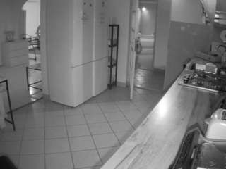 voyeurcam-julmodels-kitchen webcam model stream image