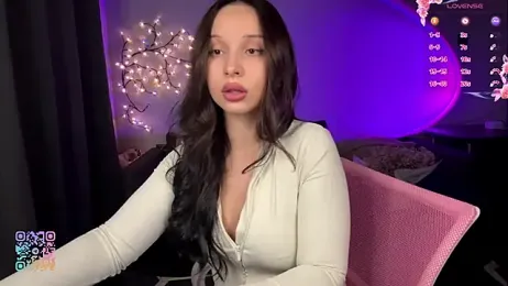 WeepyMoon webcam stripchat model stream image