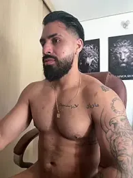 Ryan_Black3 webcam model stream image