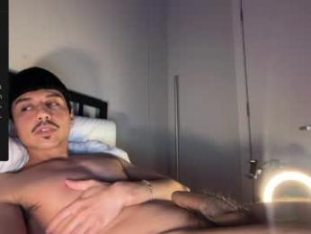 xmomentumx webcam model stream image