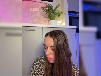 -TATUHA- webcam model stream image