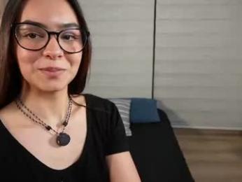 whatpeachy webcam chaturbate model stream image