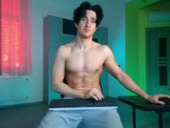 christianlevine_ webcam model stream image
