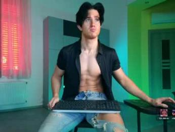 christianlevine_ webcam model stream image