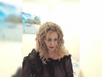 mery8poppins webcam bongacams model stream image