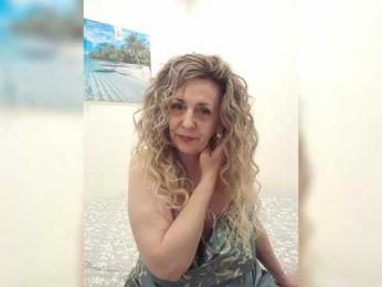 mery8poppins webcam bongacams model stream image