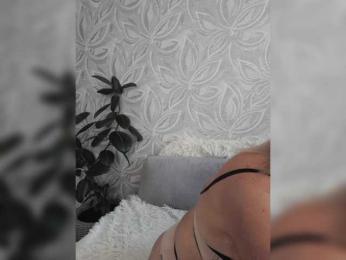 mery8poppins webcam model stream image