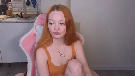 Radiants_two webcam stripchat model stream image