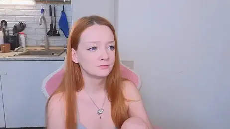 Radiants_two webcam stripchat model stream image