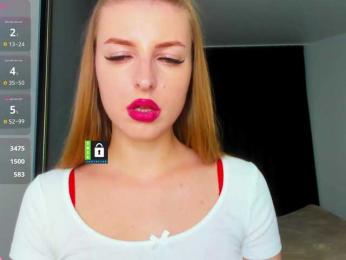 PinkPanterka webcam model stream image