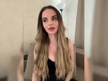 LedyMiya webcam bongacams model stream image