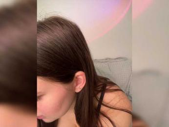 _Mala_ webcam model stream image