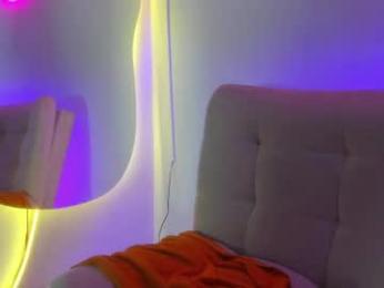 yake_elizabeth webcam model stream image