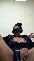 YourCrushE webcam cam4 model stream image
