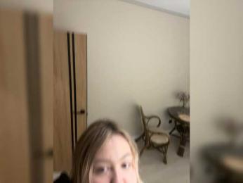 SunshineEmma webcam model stream image
