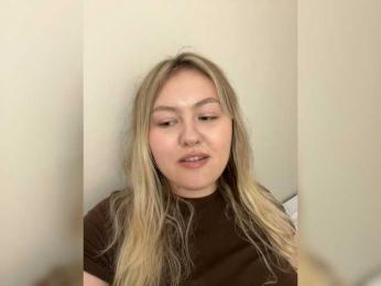 SunshineEmma webcam model stream image