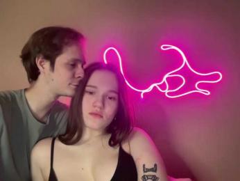 titsDestroy2007 webcam model stream image