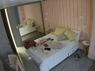 voyeurcam-casa-salsa-bedroom-2 webcam model stream image