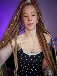 LucidLucy webcam model stream image