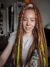 LucidLucy webcam model stream image