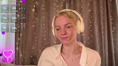 MinaElberson webcam cam4 model stream image