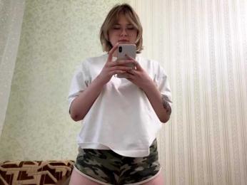 Sweetmeow webcam model stream image