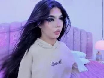 channel_sofia webcam model stream image