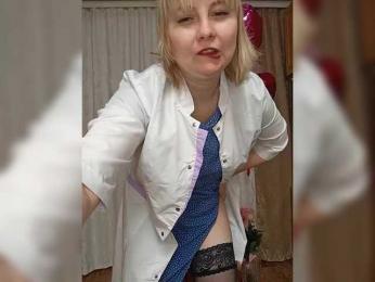 Lady-marshmallows webcam model stream image