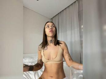 v_-_-_v webcam model stream image