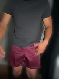 HungStr8Lightskin webcam model stream image